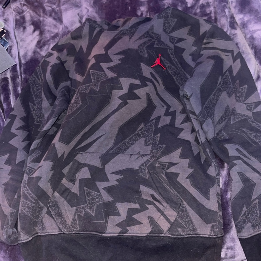 Jordan’s kids sweatshirt